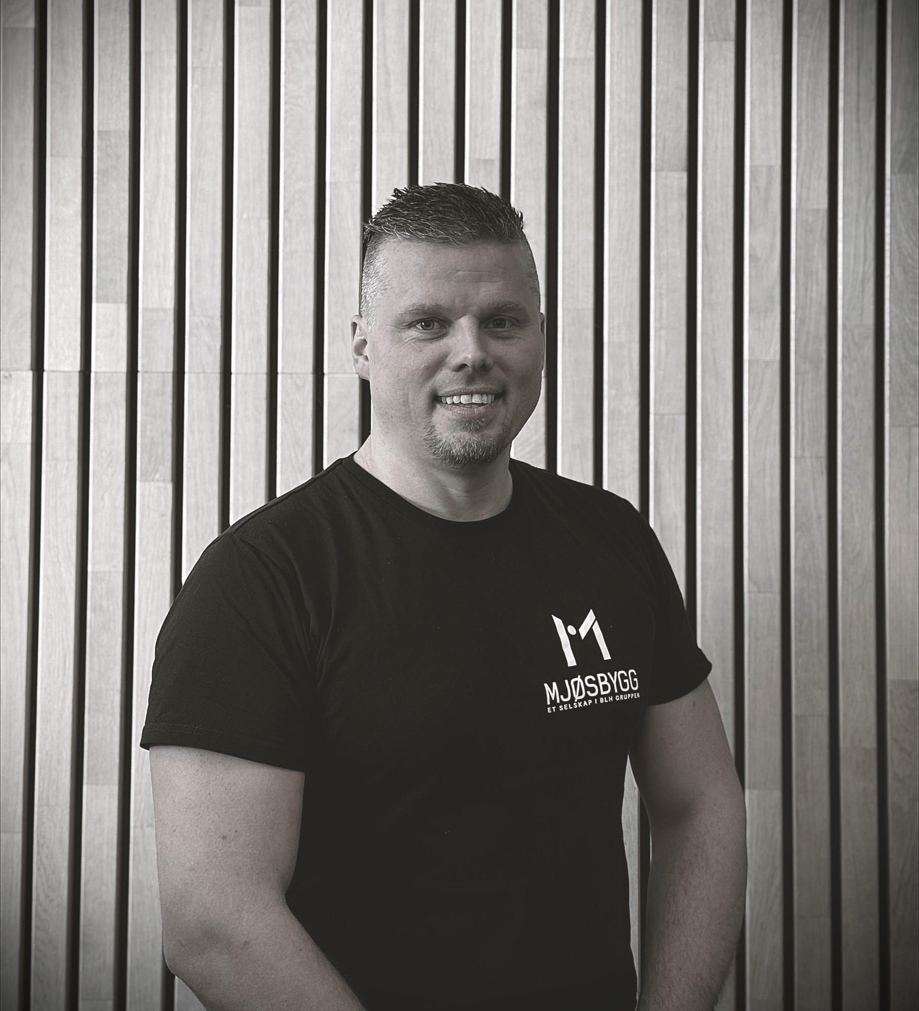 Portrett av Gytis, snekker hos Mjøsbygg