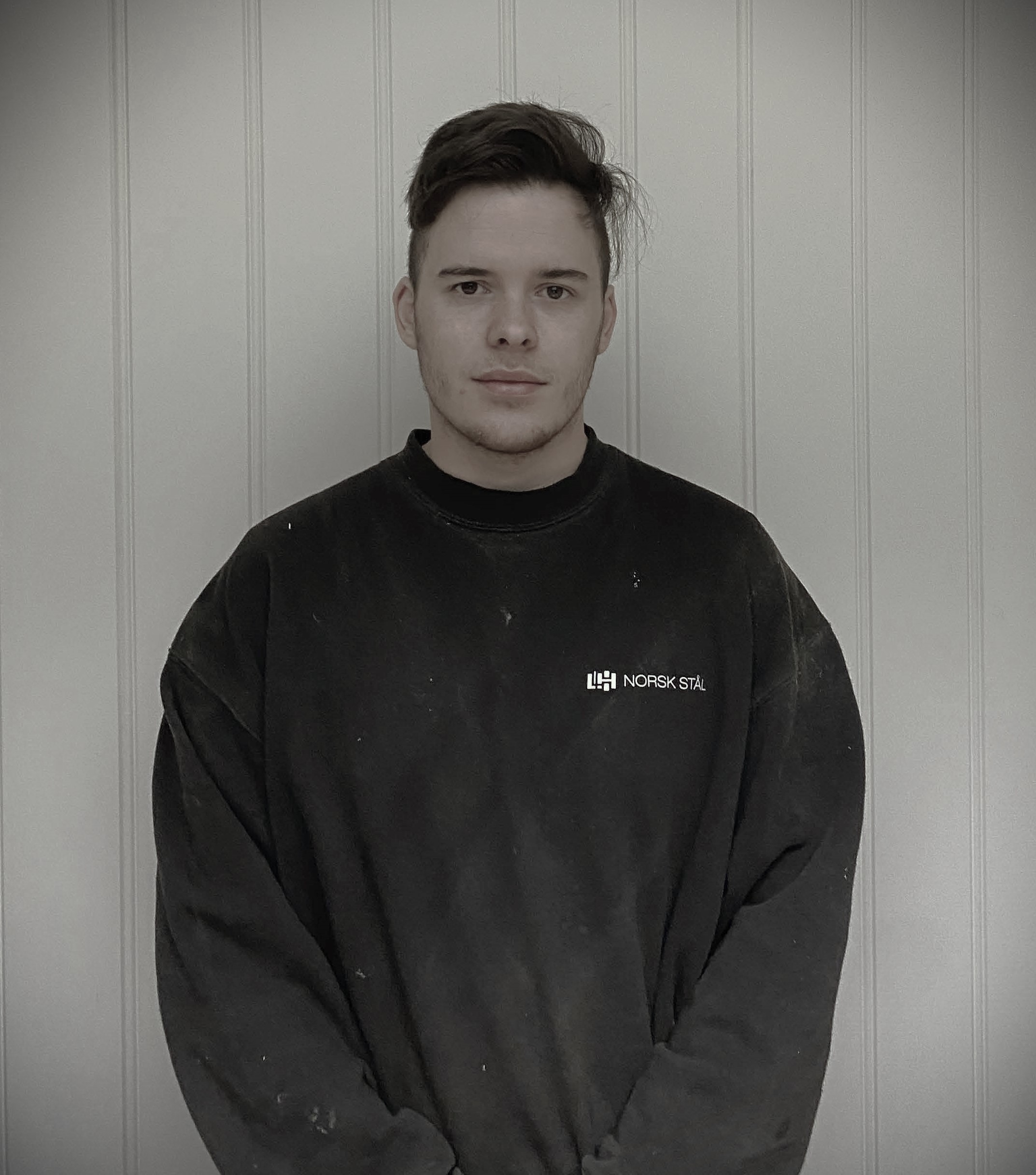 Portrett av Hans Kristian, snekker hos Mjøsbygg