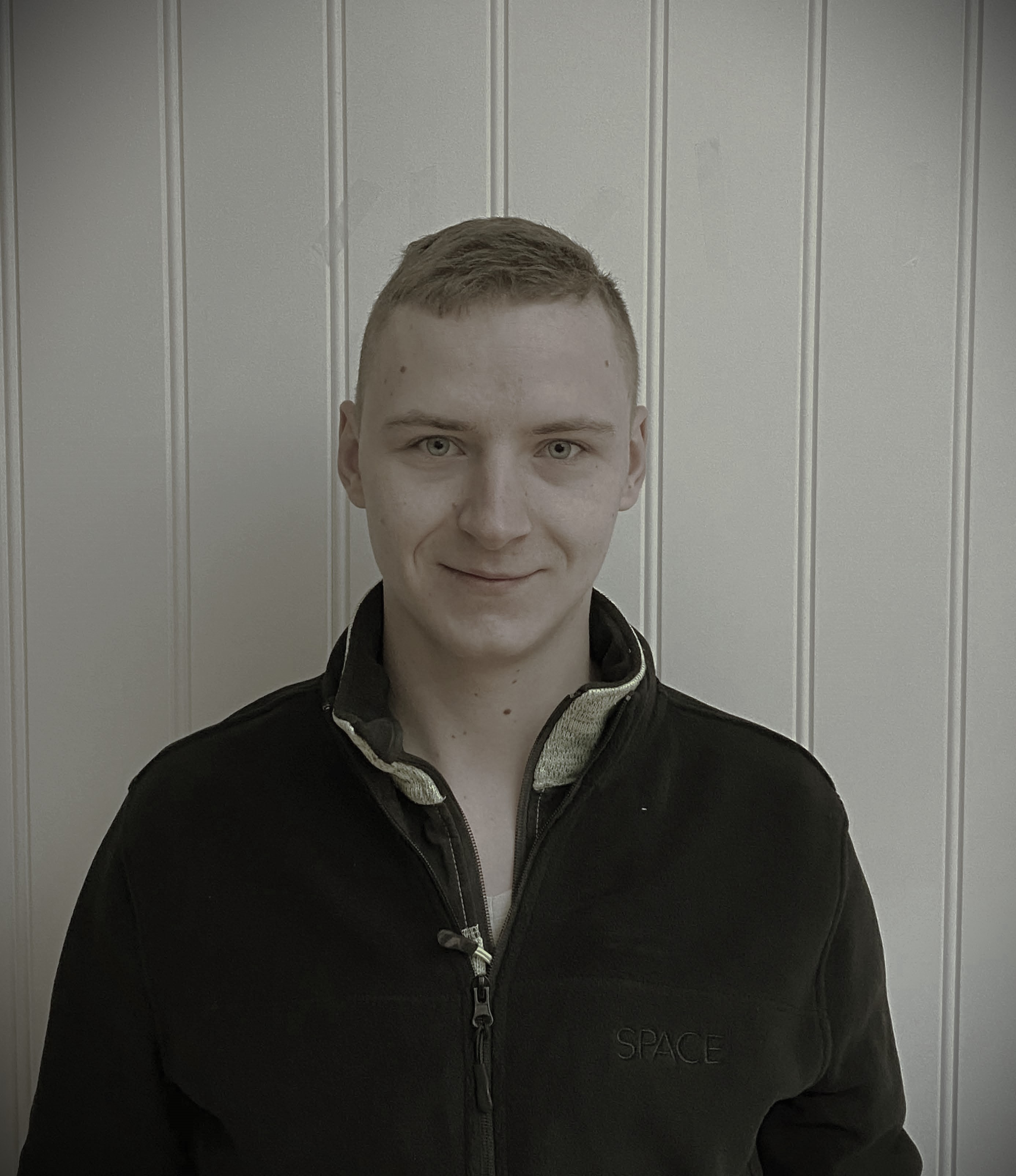 Portrett av Gytis, snekker hos Mjøsbygg